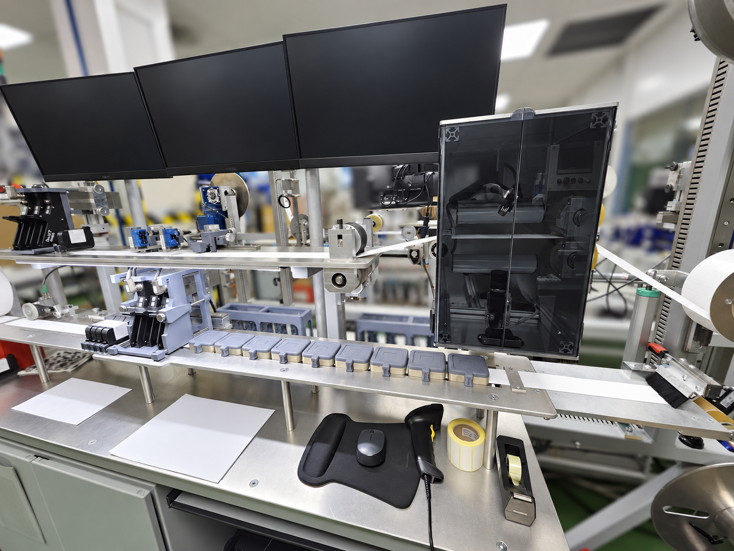 Codificación, cabezales de impresión inkjet y visión integrados en la CCPB7.
